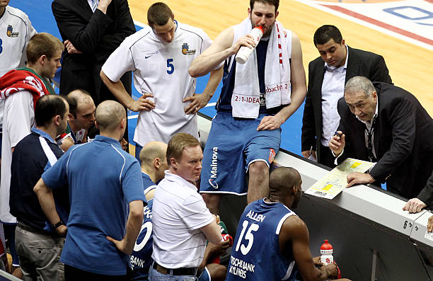 迪马：米兰为阿坎吉提供两年合同，年薪为450万欧