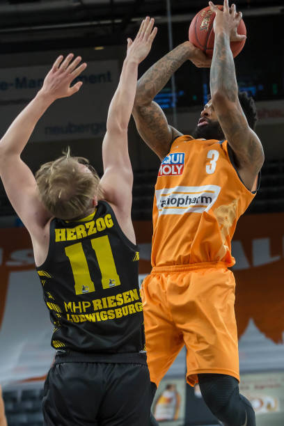 就是其中的 就是其中的