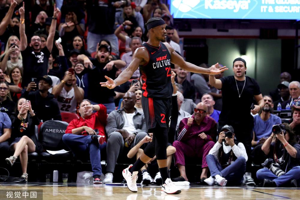 里皮的拥抱 里皮的拥抱