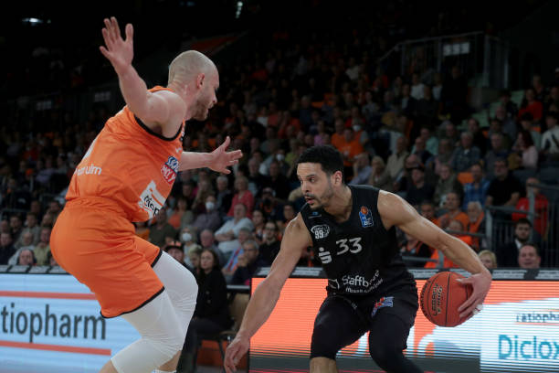 这句话背后 这句话背后