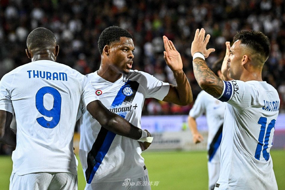 他表示尽管 他表示尽管