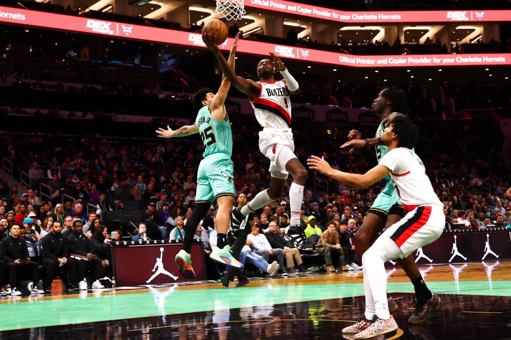 凯恩自上赛季德甲参与73球，超越萨拉赫位居同期五大联赛球员之首.